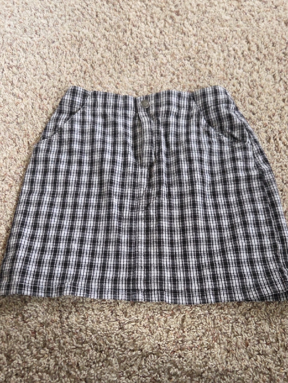 Hollister Black and White Plaid Mini Skirt